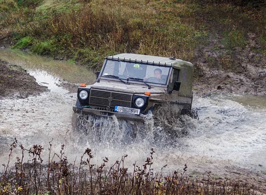 Terepjárós kalandtúra a Dunakaland Kalandparkban: www.dunakaland.hu